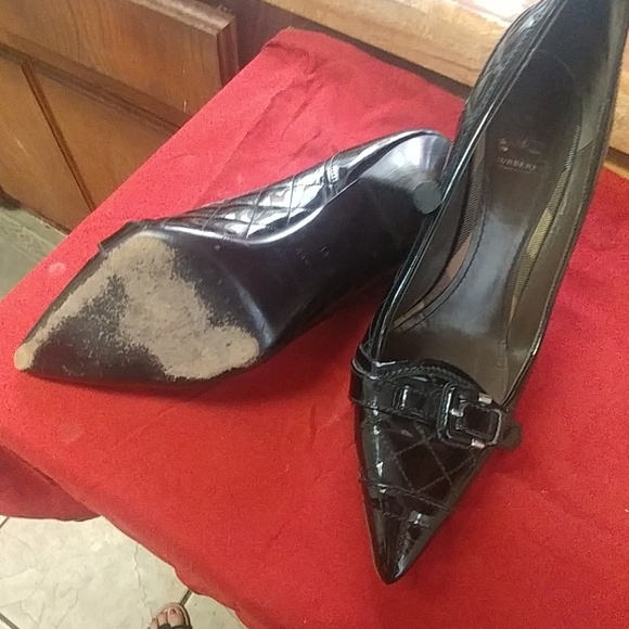 Nice Burberry Pumps - Picture 2 of 3